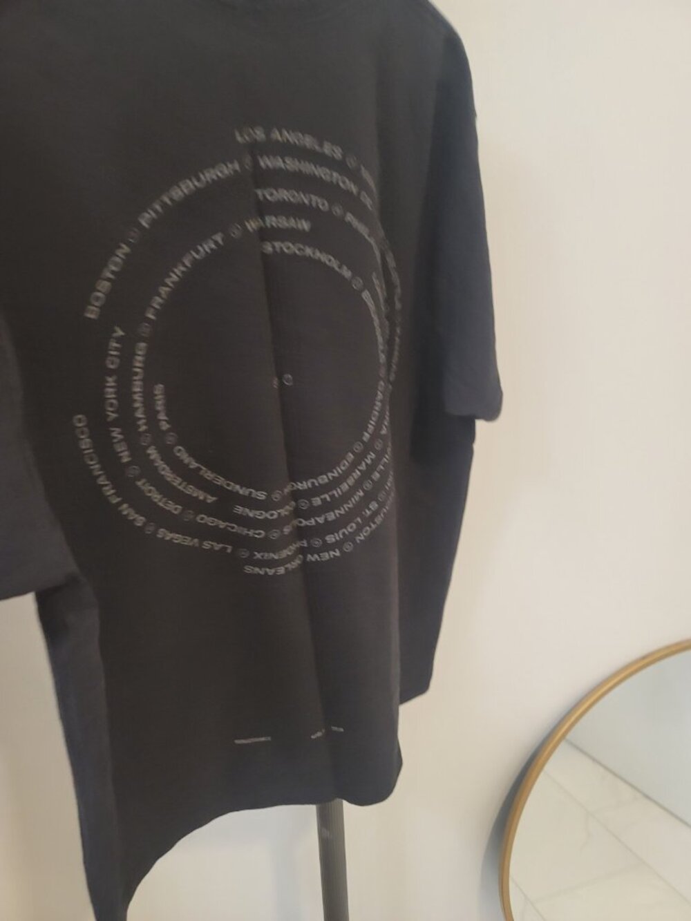 Beyonce Renaissance World Tour 2023 RTW TShirt Short Sleeve Size Xl Unisex Black - Picture 7 of 7